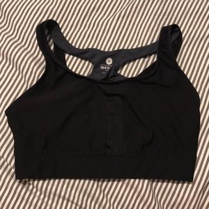 Black sports bra